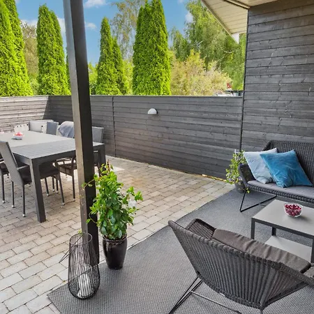 Beautiful In With Wifi Holiday home Skibby
