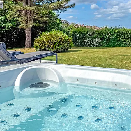 3 Bedroom Beautiful In *